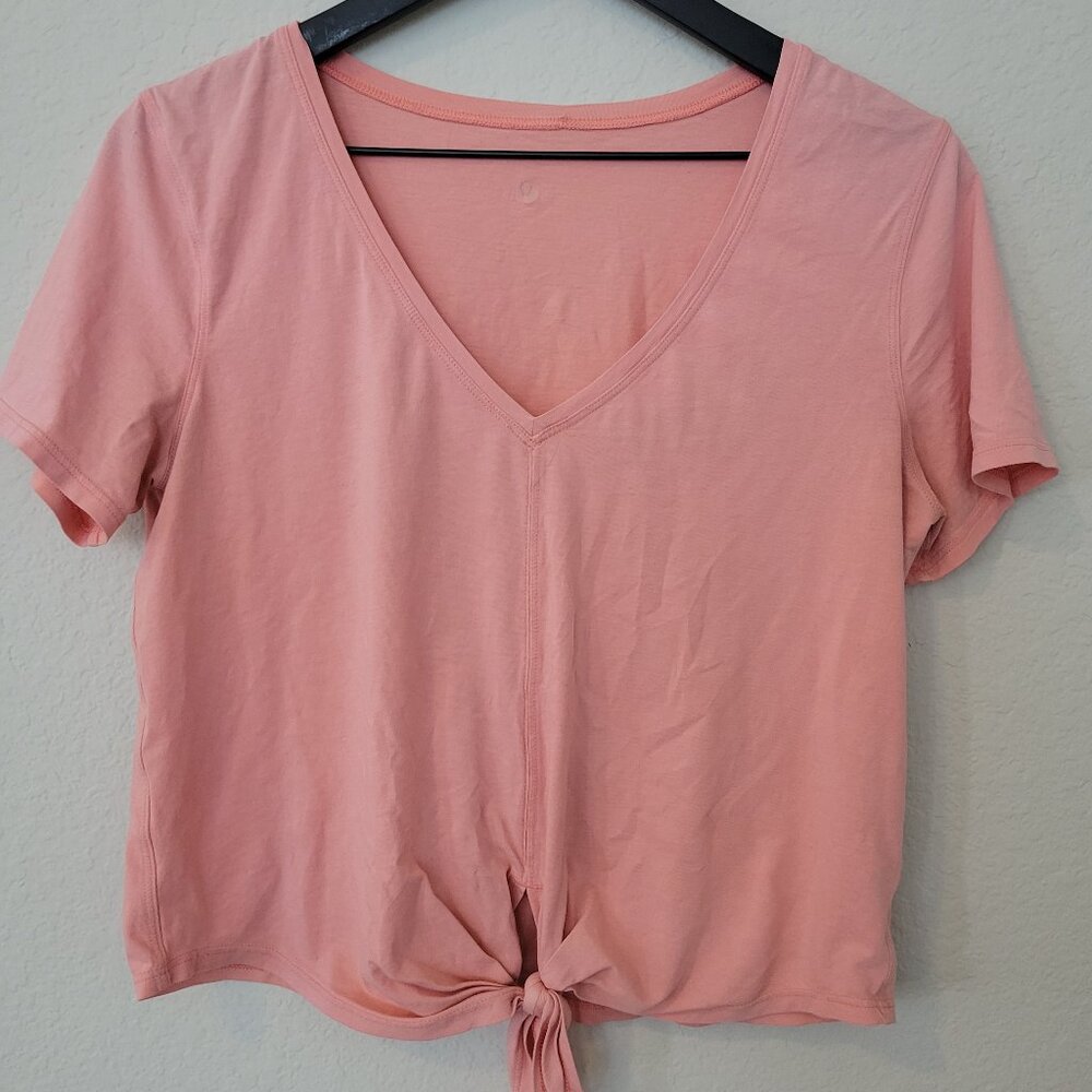 Lululemon knot pink dusty rose Gonna Fly Ultra Light Tee T shirt top